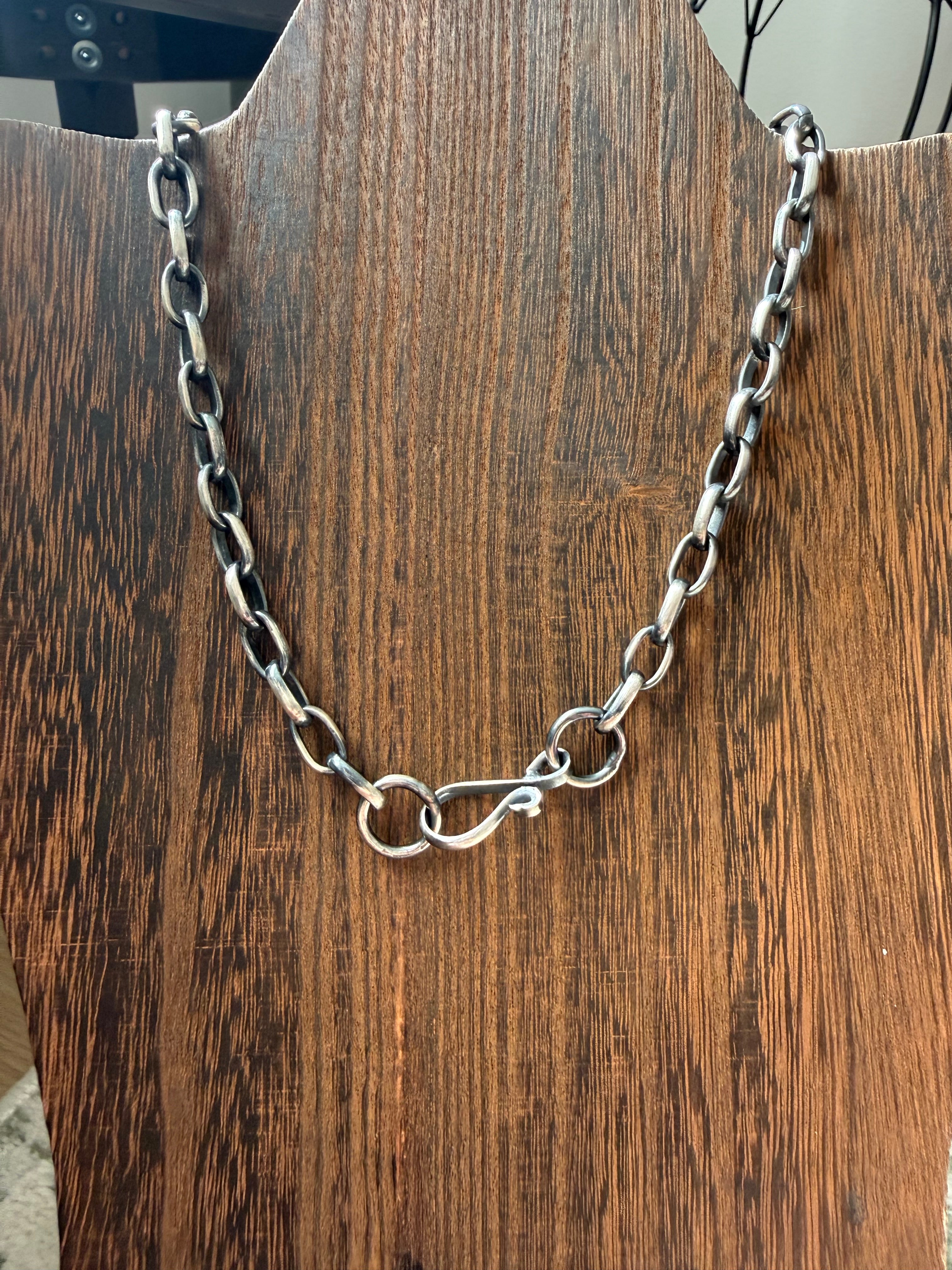 Chimney Butte paperclip chain