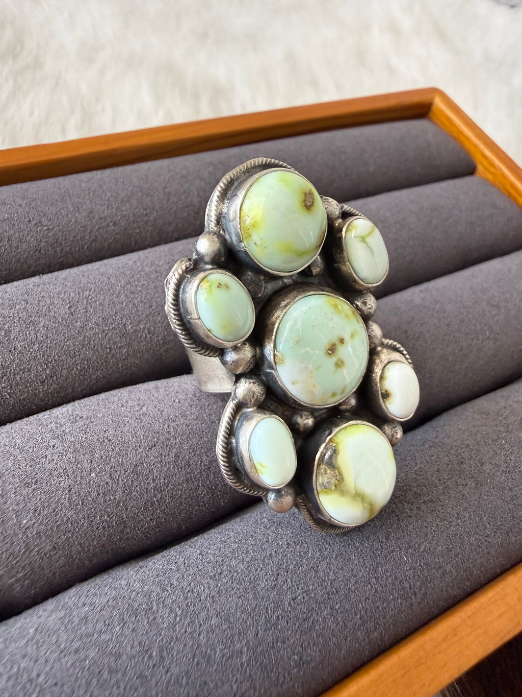 Ella Peter Palomino Ring