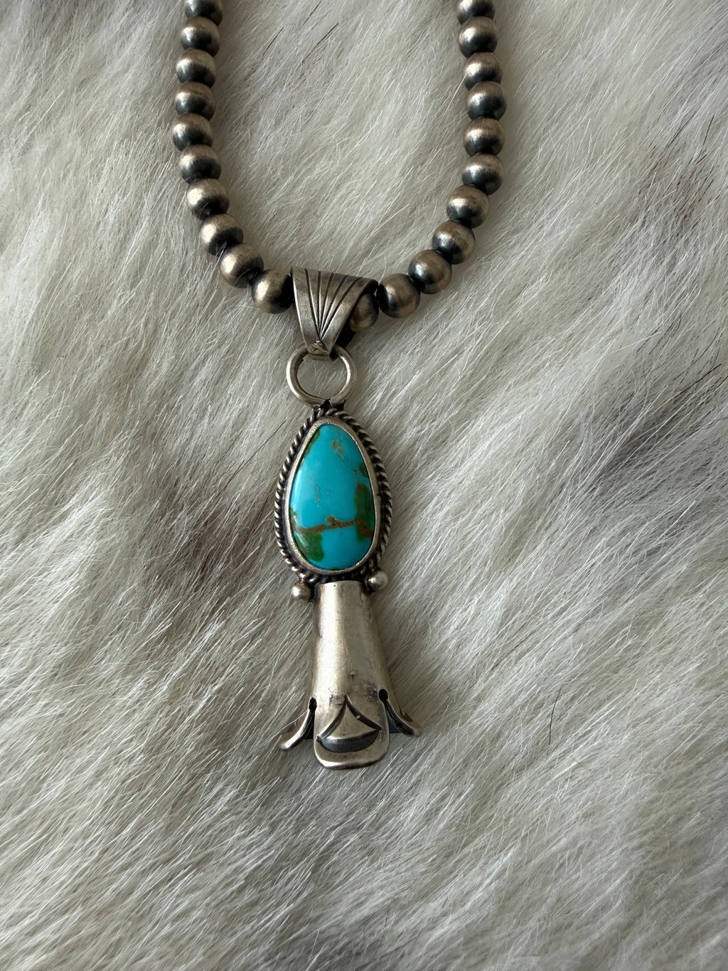 Sonoran turquoise pendant with pearls