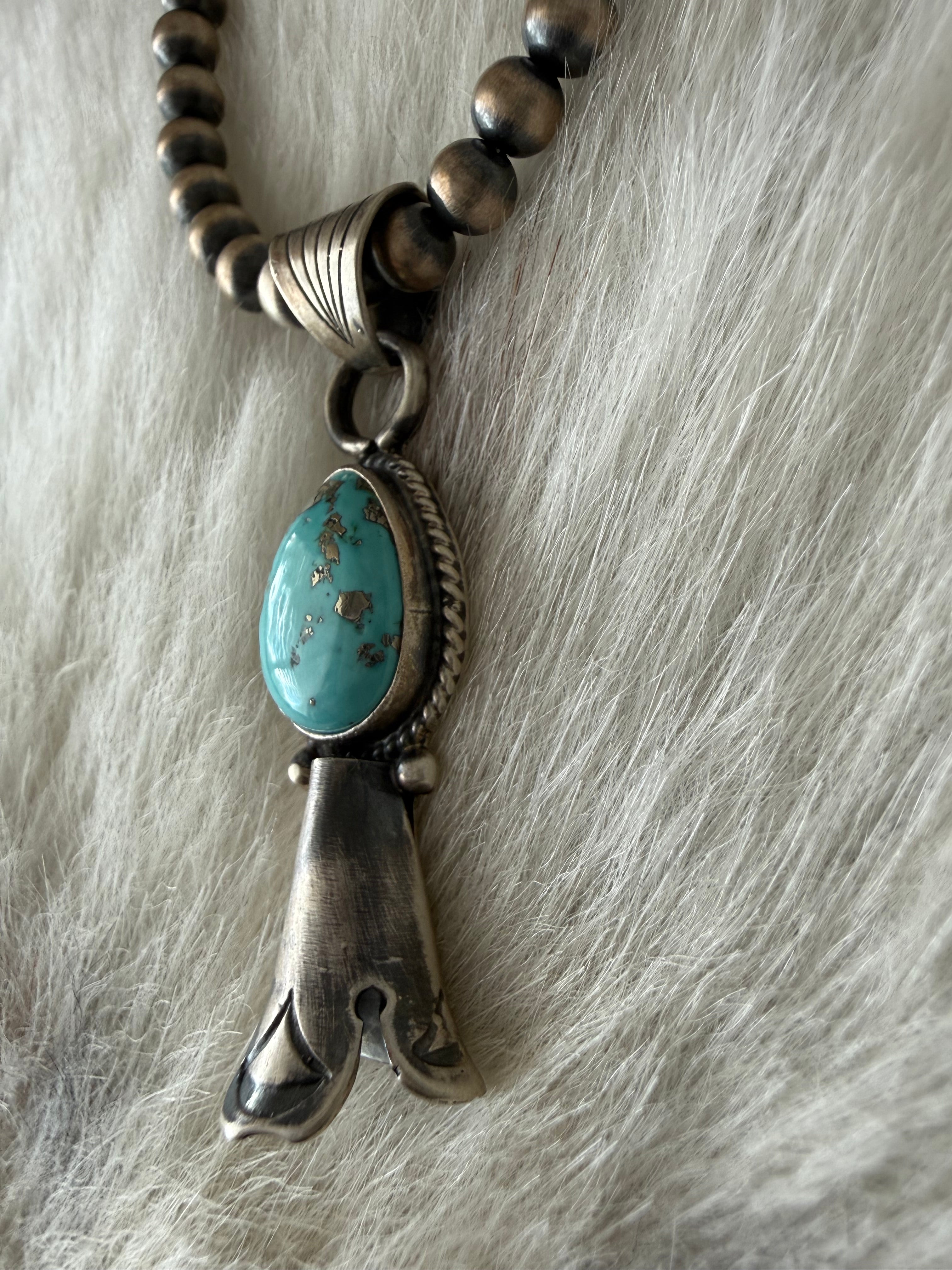 Turquoise blossom pendant with pearls