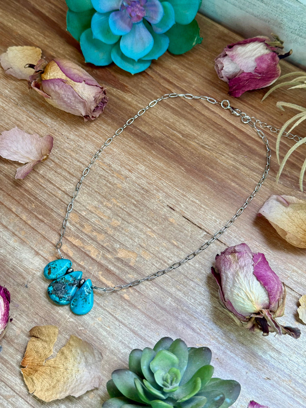 15” Turquoise Teardrop Chain Necklace – Silver Plated Paperclip