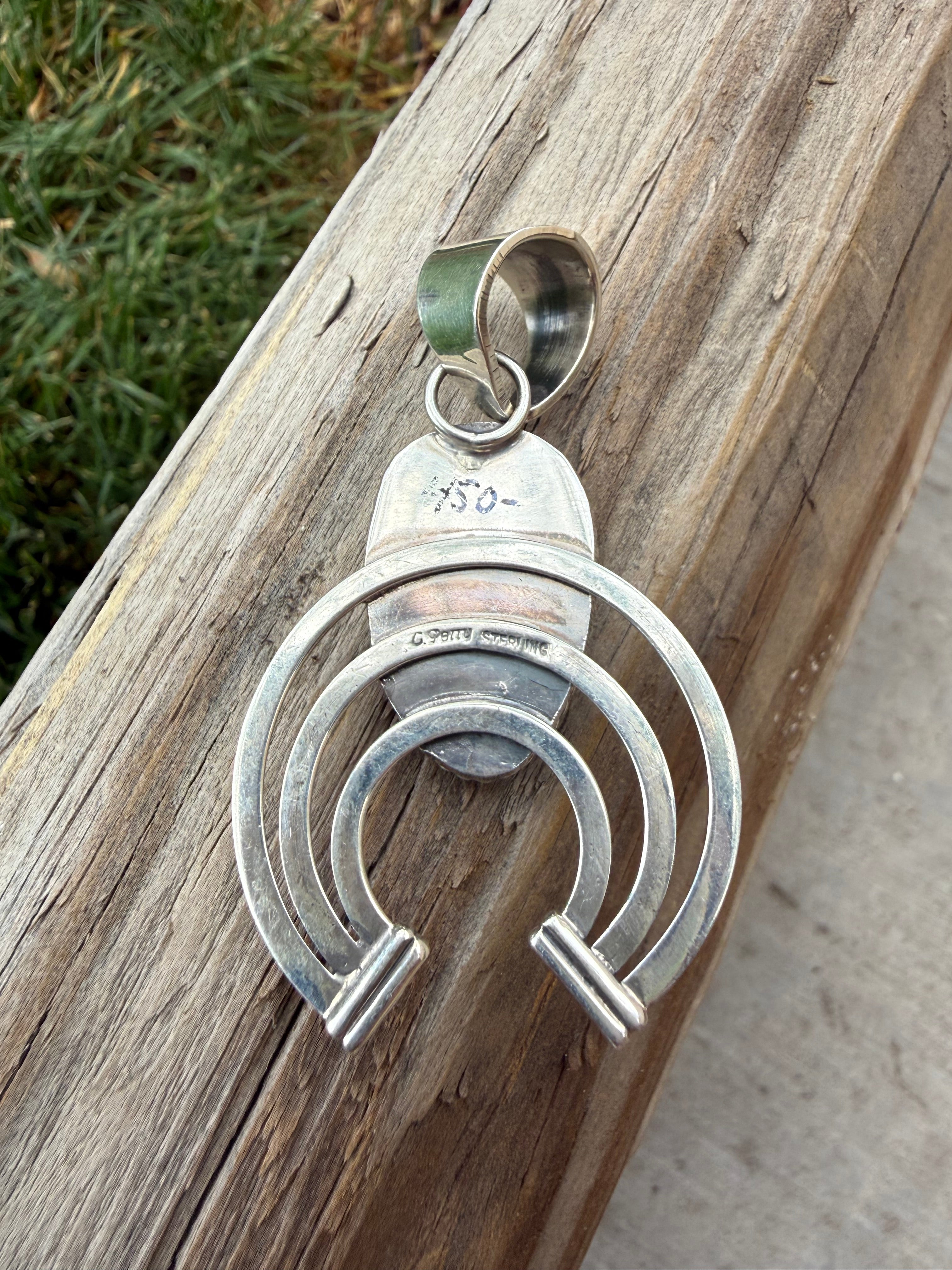 Kingman horseshoe pendant