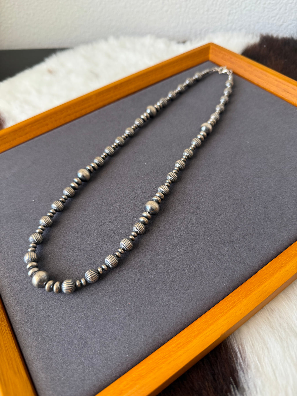 Fluted Round & Rondell beaded Necklace