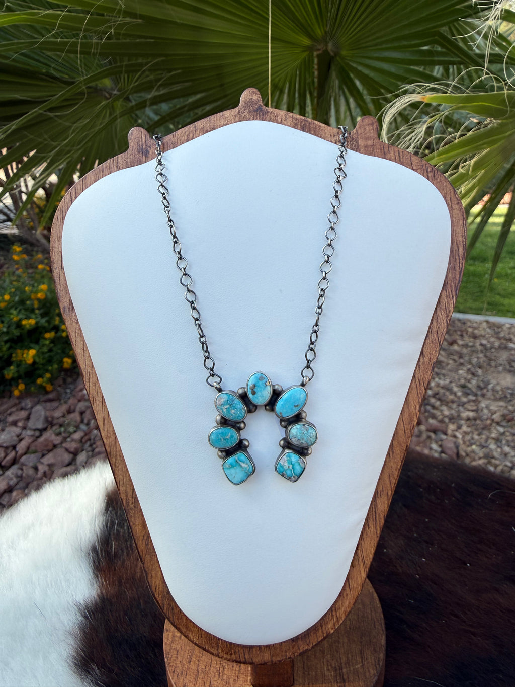 White water Naja necklace